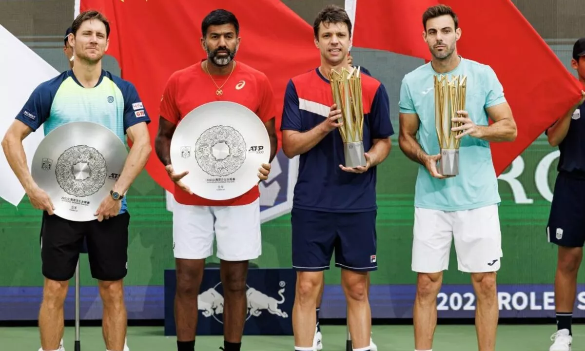 Rohan BopannaMatthew Ebden finish as runnersup in ATP Shanghai Masters