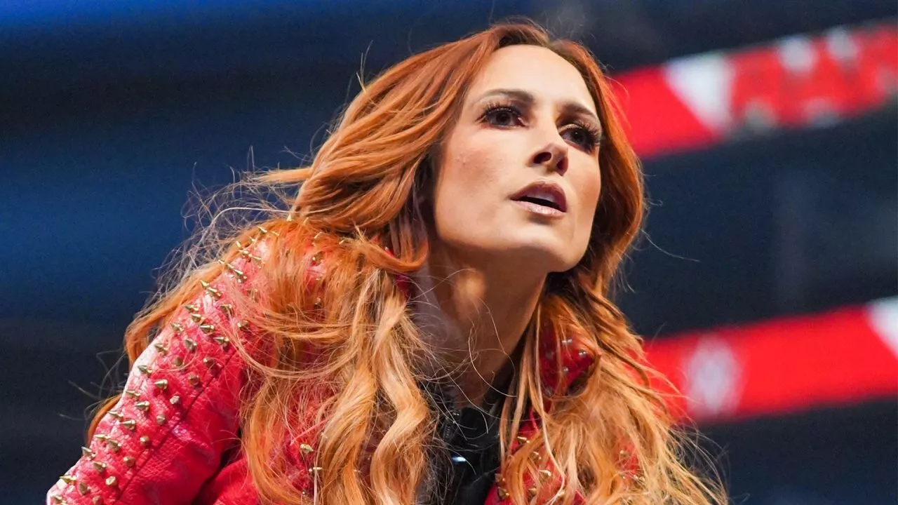 Becky Lynch sets her sights on WWE Elimination Chamber 2024