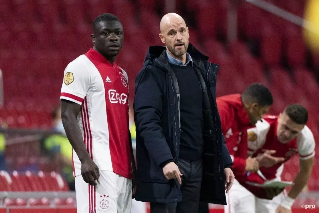 Erik Ten Hag heeft de komst van Nederlands international Brian Brobbey in de gaten