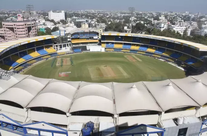 Indore (Holkar Stadium)