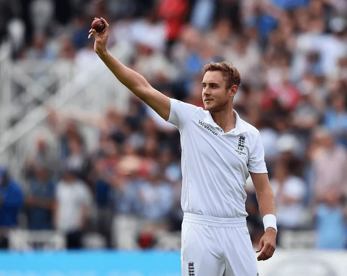 Stuart Broad 15/8 contra Australia