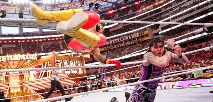 Rey Mysterio vs Dom Mysterio