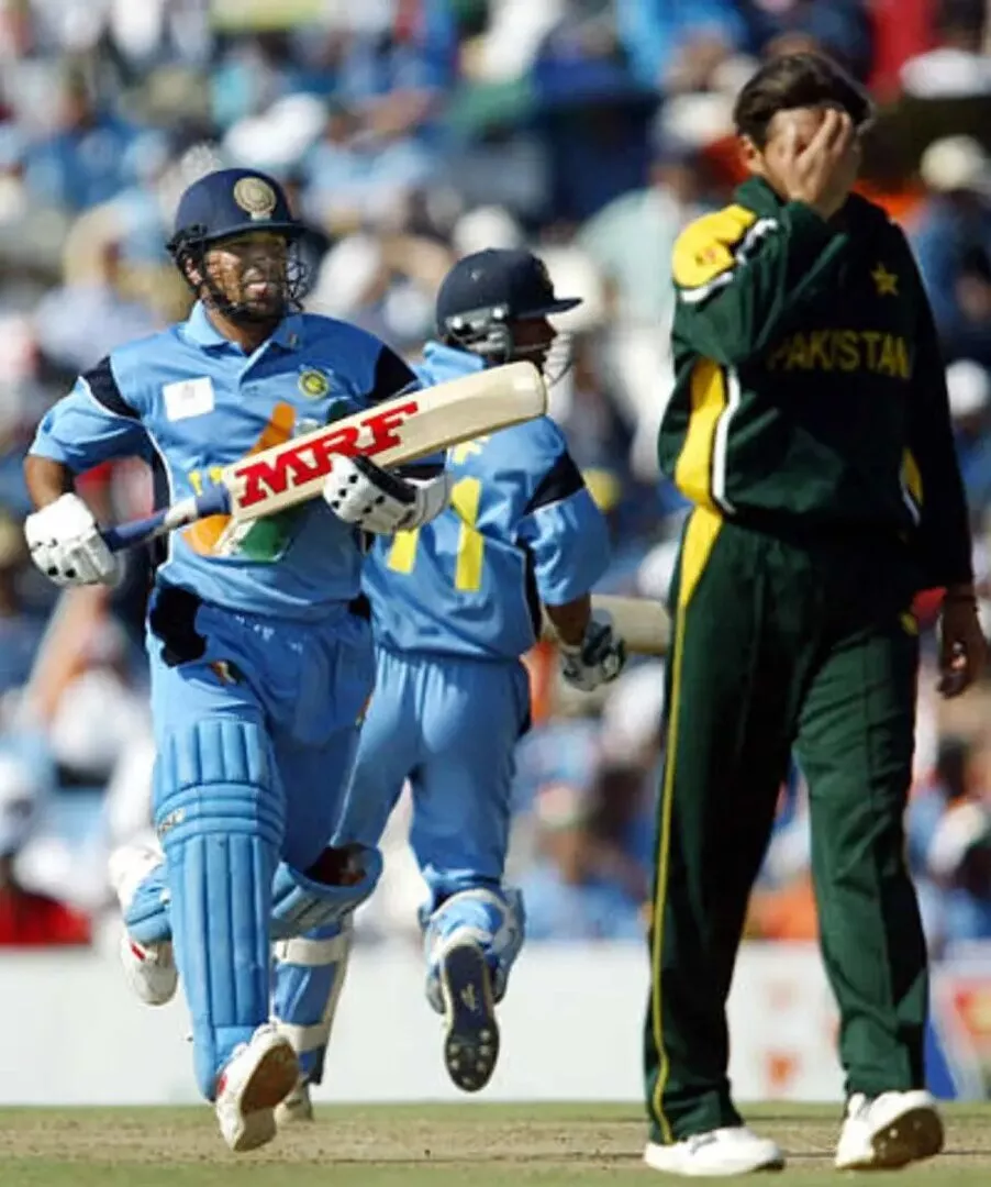 Sachin Tendulkar scored 98 against Pakistan in ICC Cricket World Cup 2003