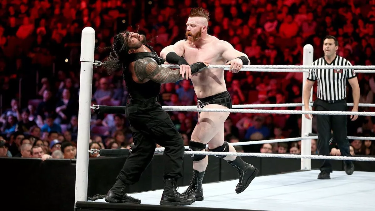 Sheamus vs Roman Reigns WWE