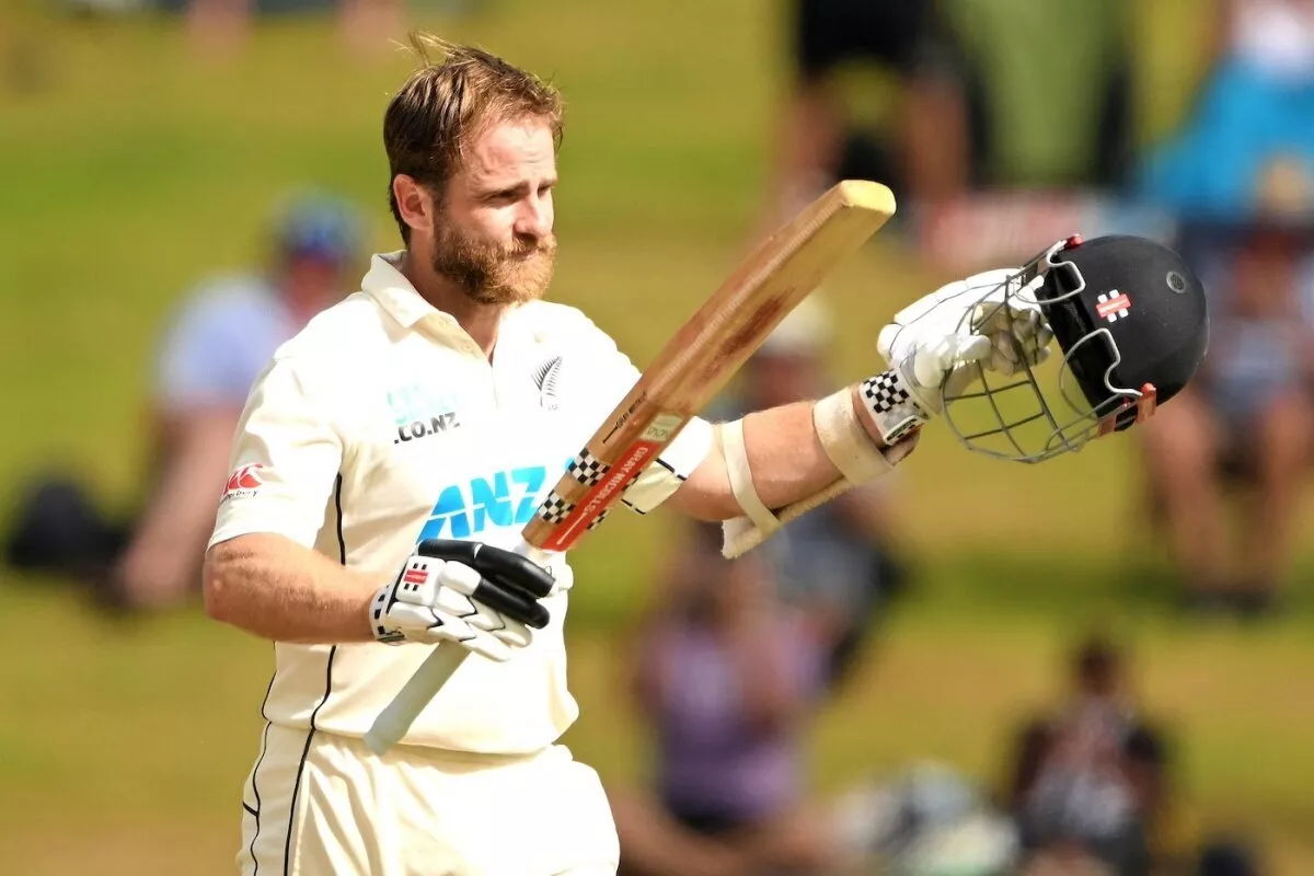 Kane Williamson testet Cricket