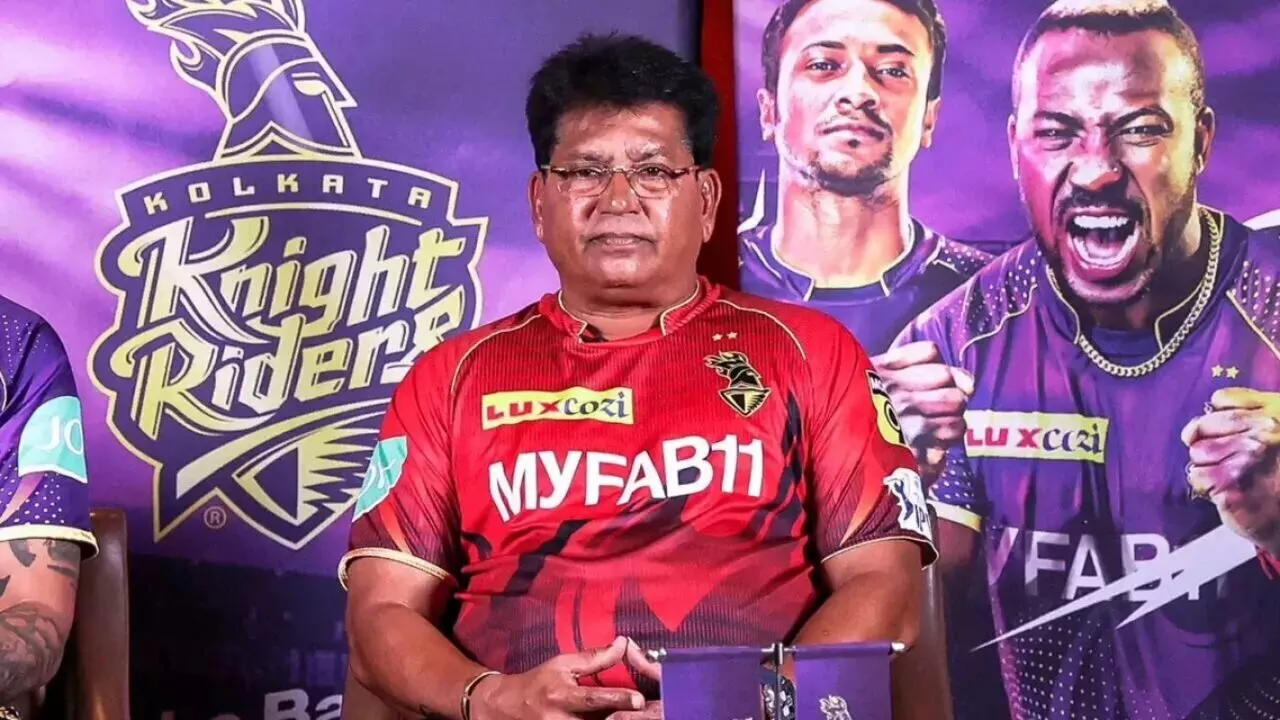 KKR head coach Chandrakant Pandit