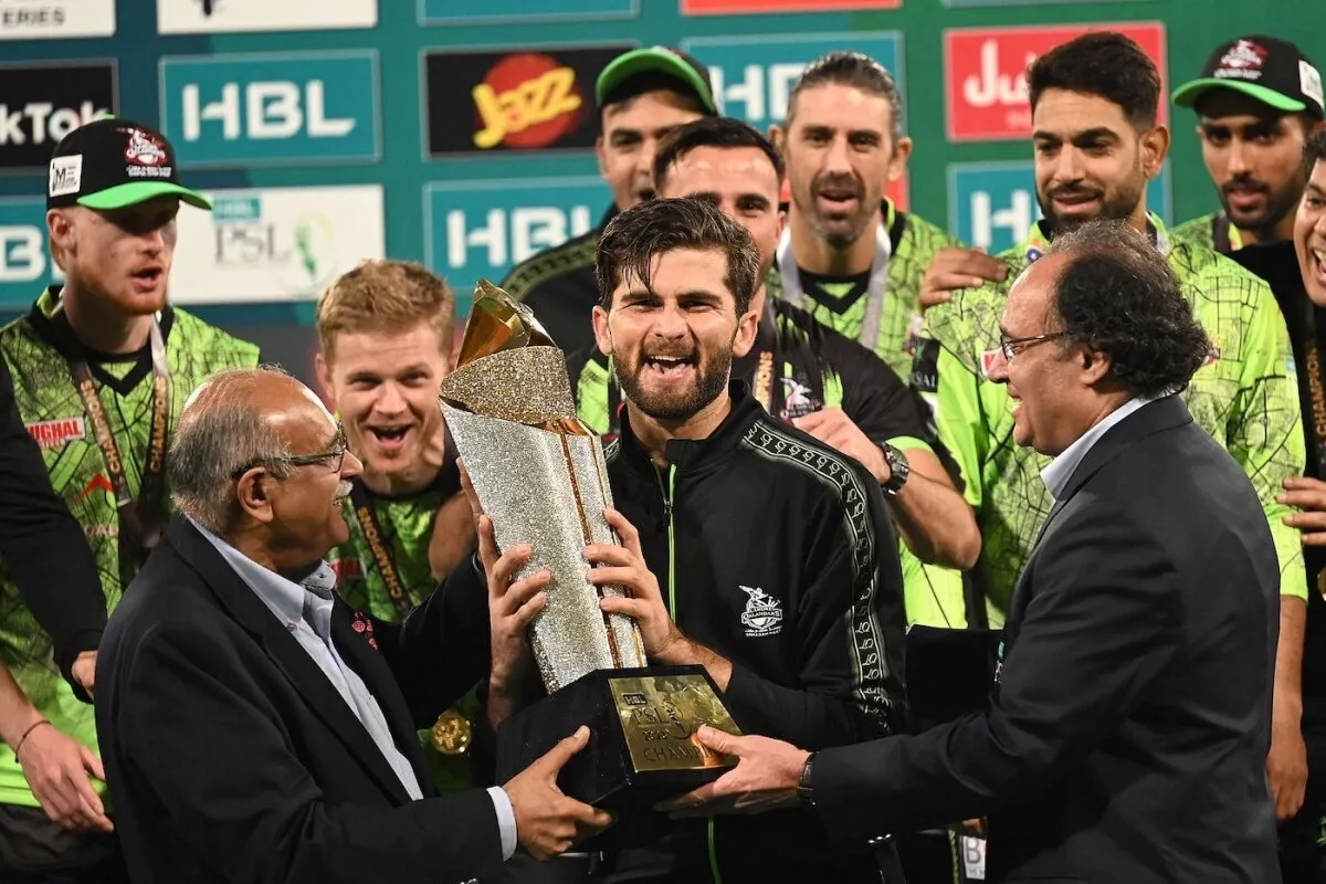 Lahore Qalandars celebrate after winning PSL 2023