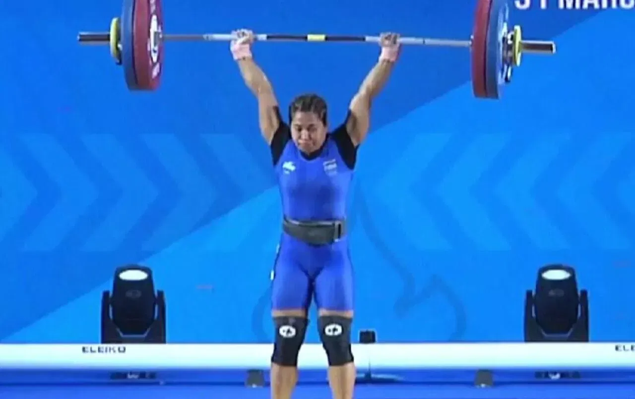 Bindyarani Devi clinches historic bronze medal at Weightlifting World Cup