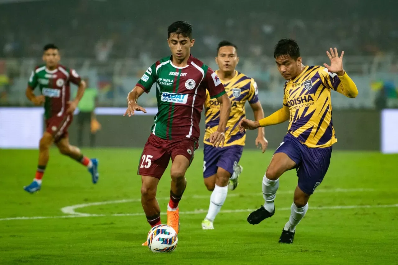 Kiyan Nassiri signs for Chennaiyin FC.
