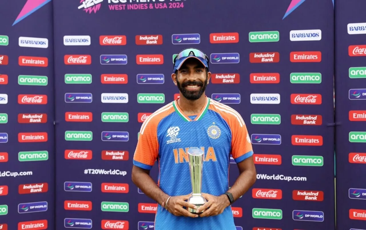 Jasprit Bumrah poses with Player of the Tournament award