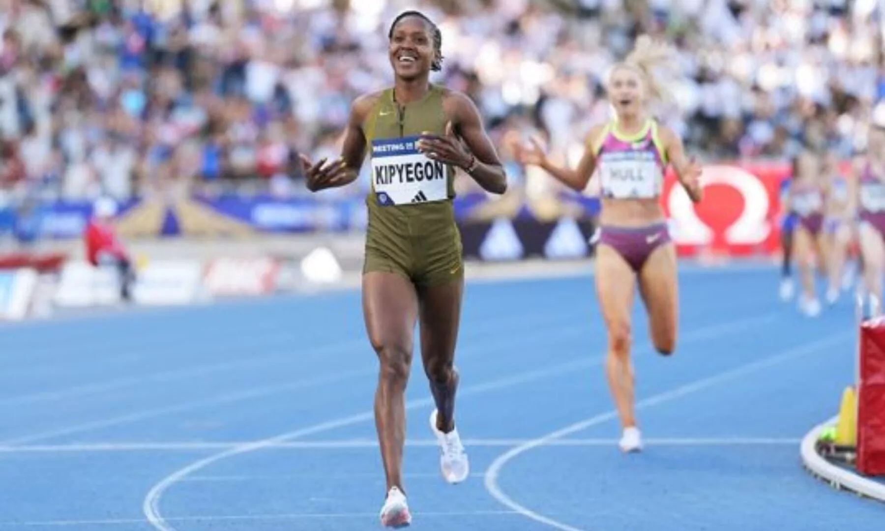 Faith Kipyegon Breaks Her Own 1500m World Record At Paris Diamond ...