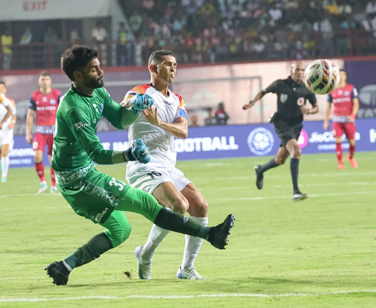 ISL 2024-25: Rahul Bheke, Mehtab Singh highlight impenetrable Matchweek 5 Team of the Week defence