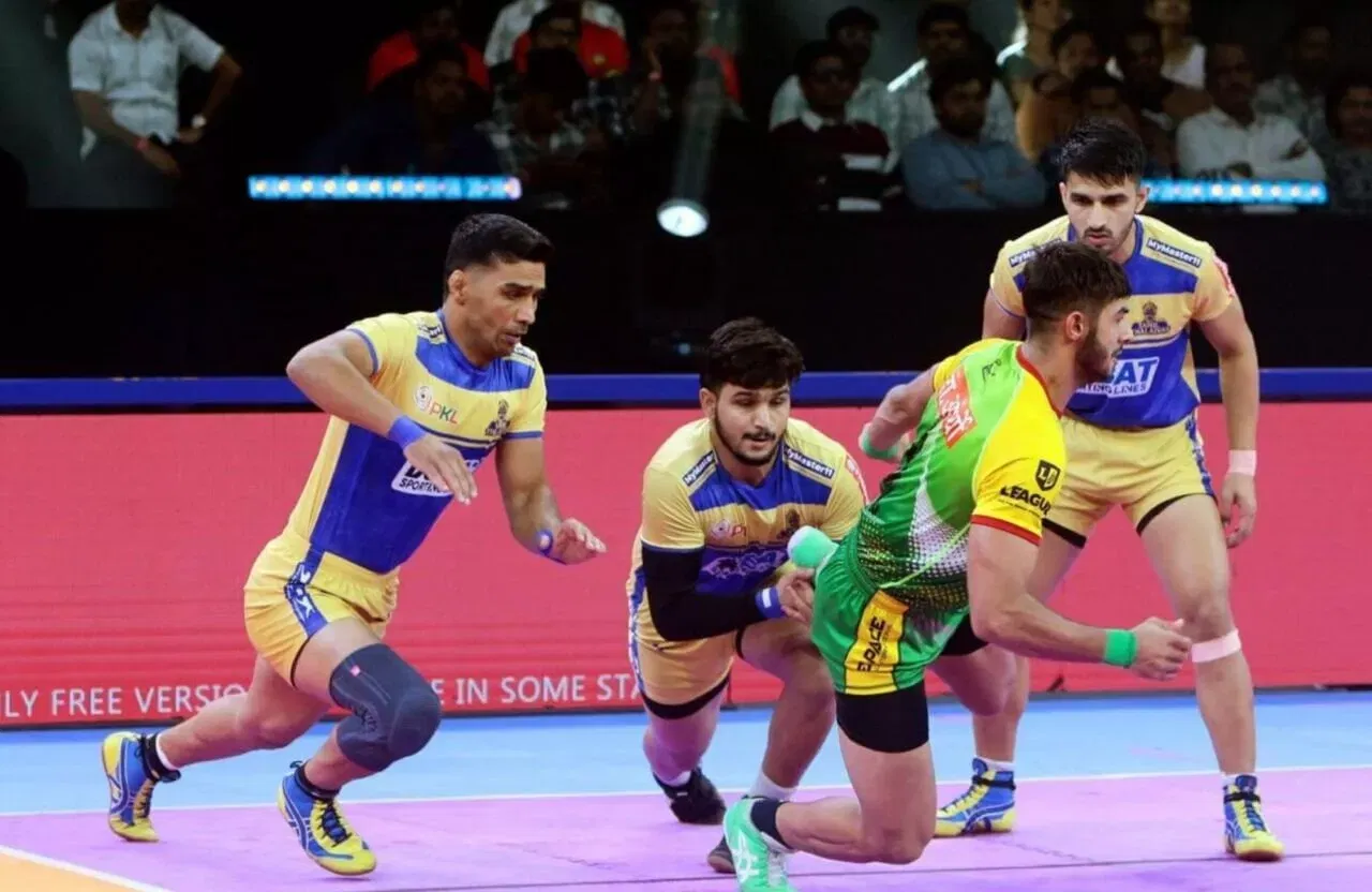 PKL 11: Patna Pirates' Devank scores 25 points; single-handedly defeats Tamil Thalaivas