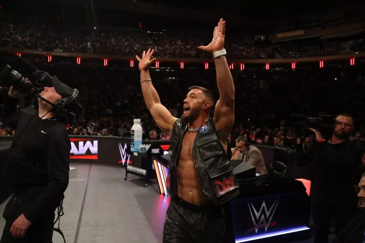 Austin Theory WWE RAW