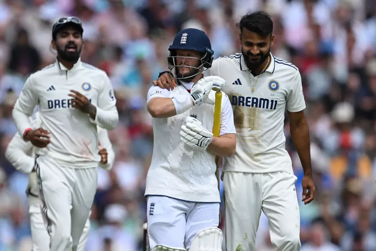 Akash Deep Ben Duckett