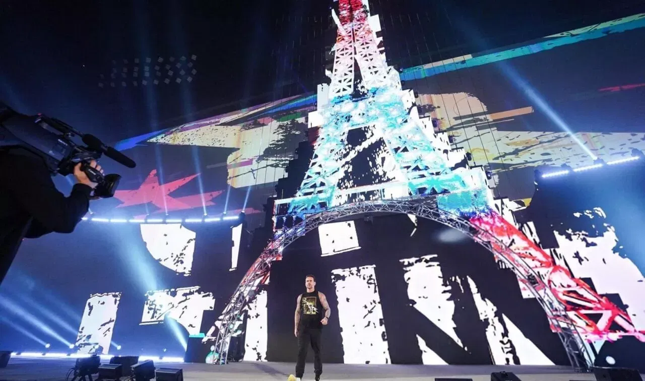 CM Punk WWE RAW Paris