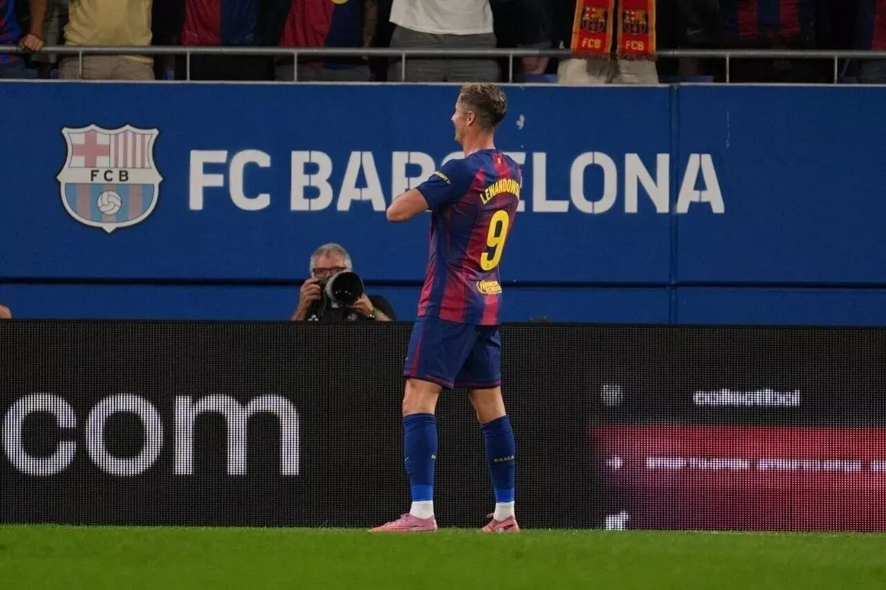 Robert Lewandowski FC Barcelona LaLiga