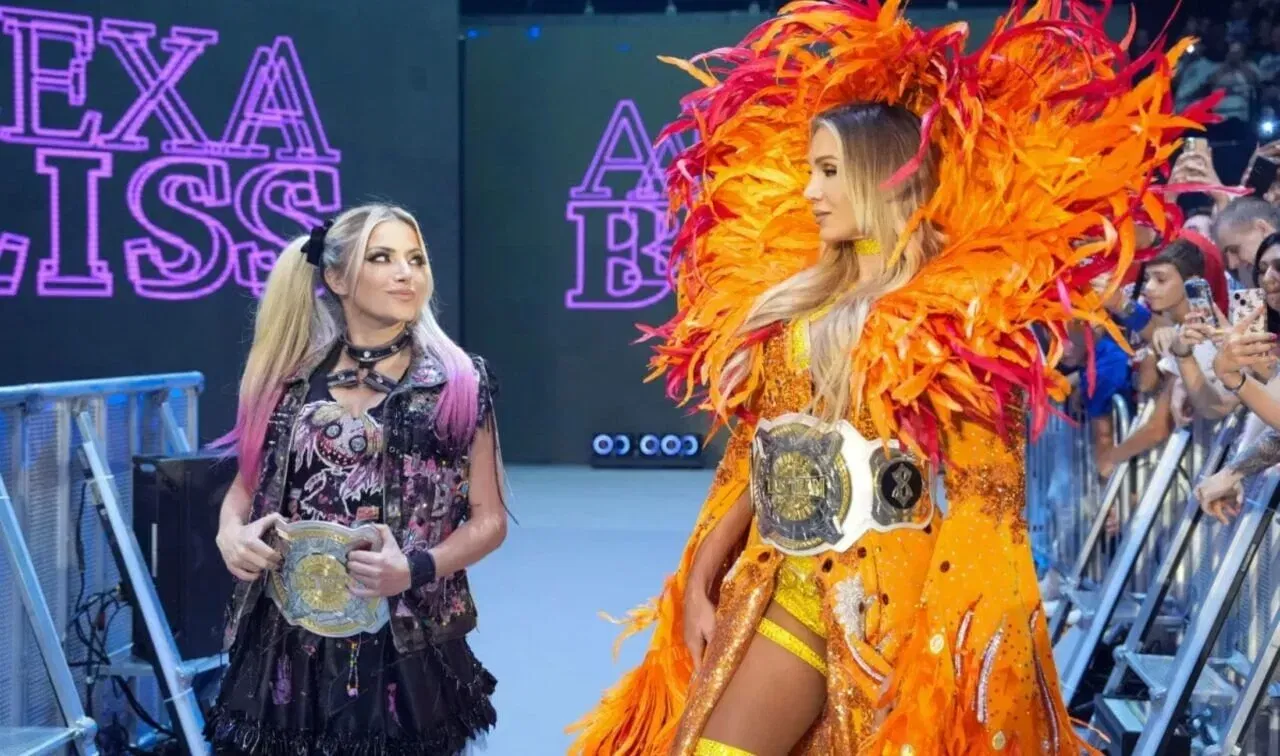 Alexia Bliss and Charlotte Flair WWE SmackDown