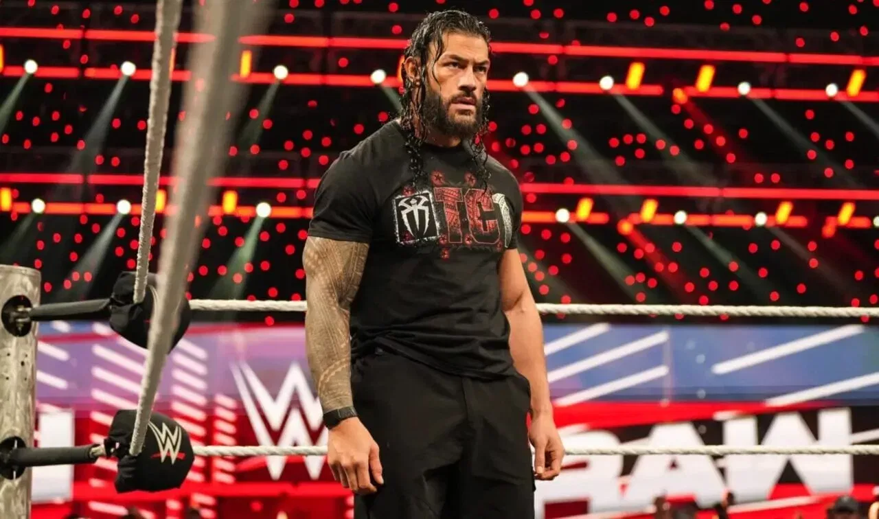 Roman Reigns WWE RAW Crown Jewel