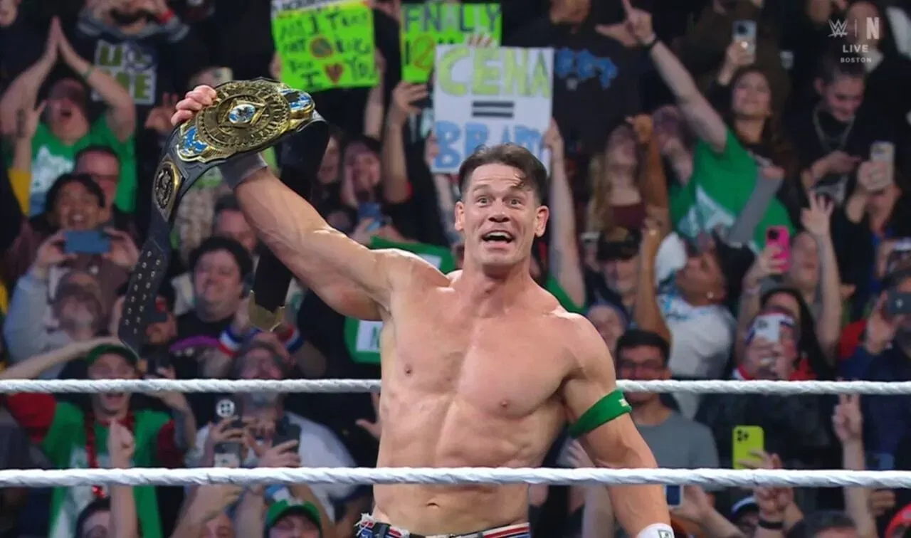 Juara Antarbenua John Cena WWE RAW
