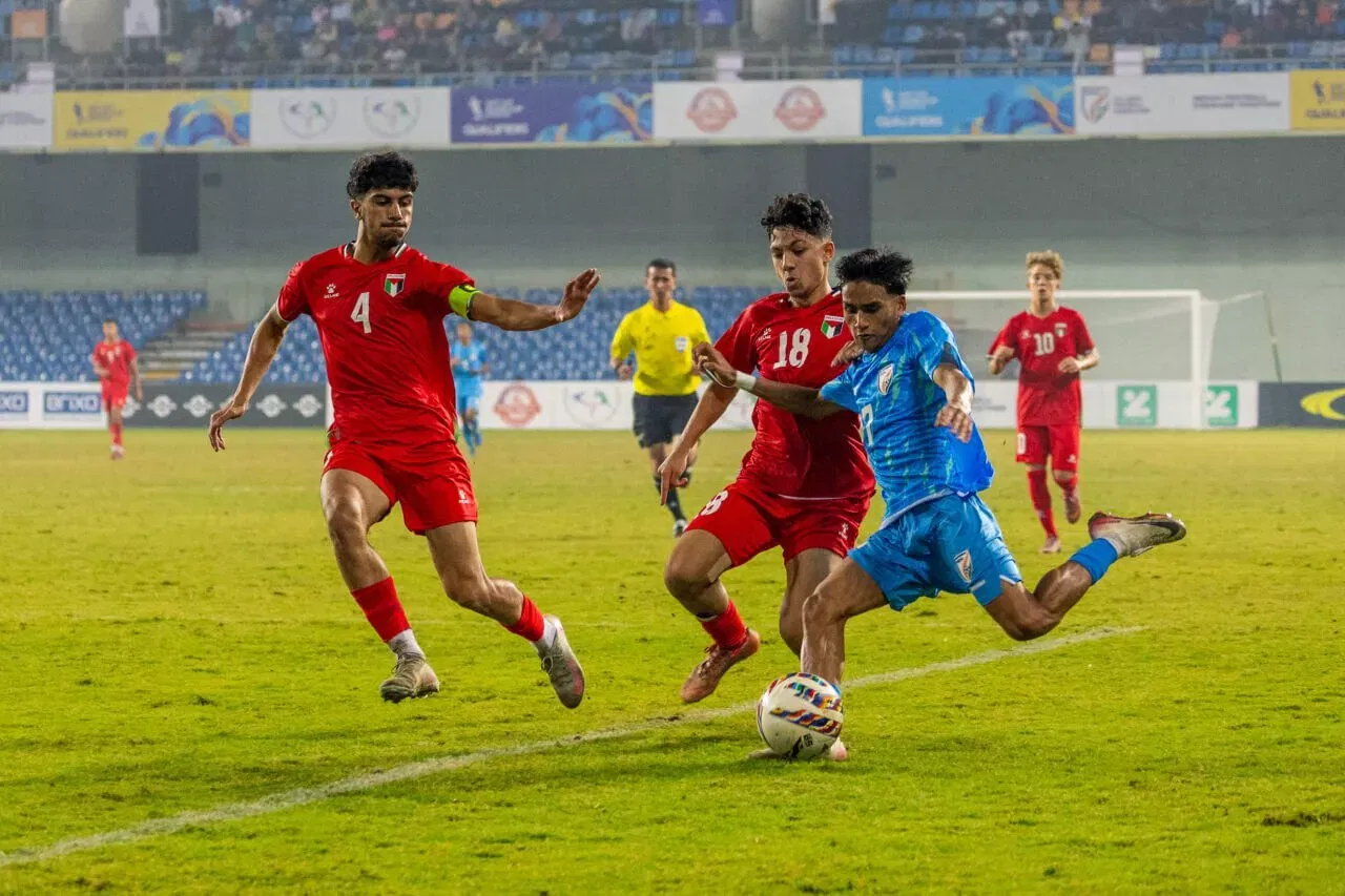 India U-17 winger Azlaan Shah in action against Palestine U-17