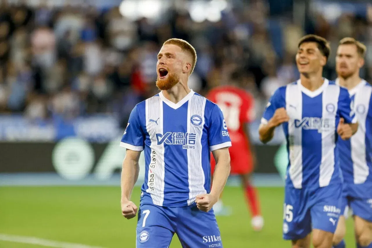 Carlos Vicente (Deportivo Alaves)