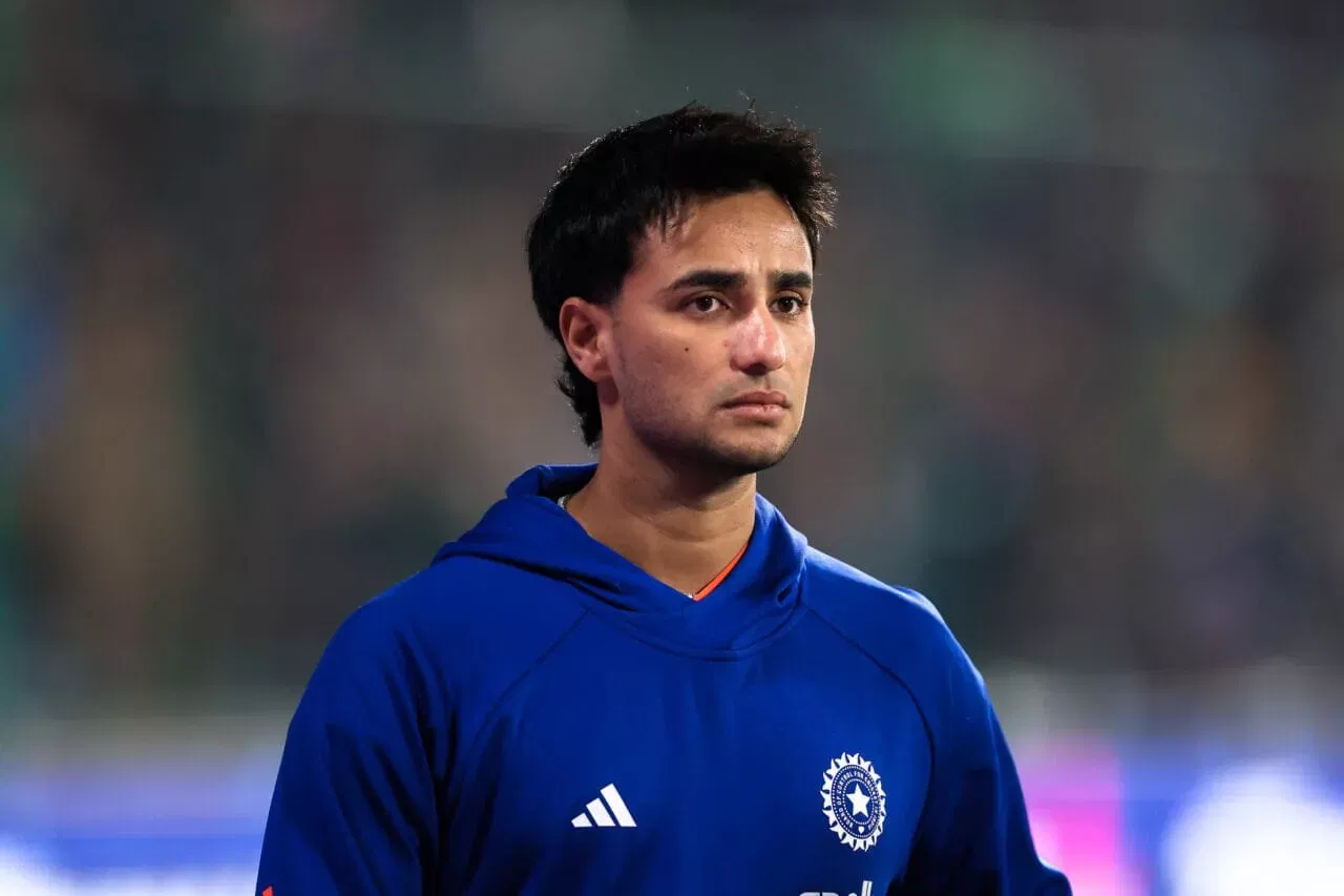 Abhishek Sharma joins Virat Kohli & Gautam Gambhir in this UNWANTED list after IND vs PAK T20 World Cup 2026 clash