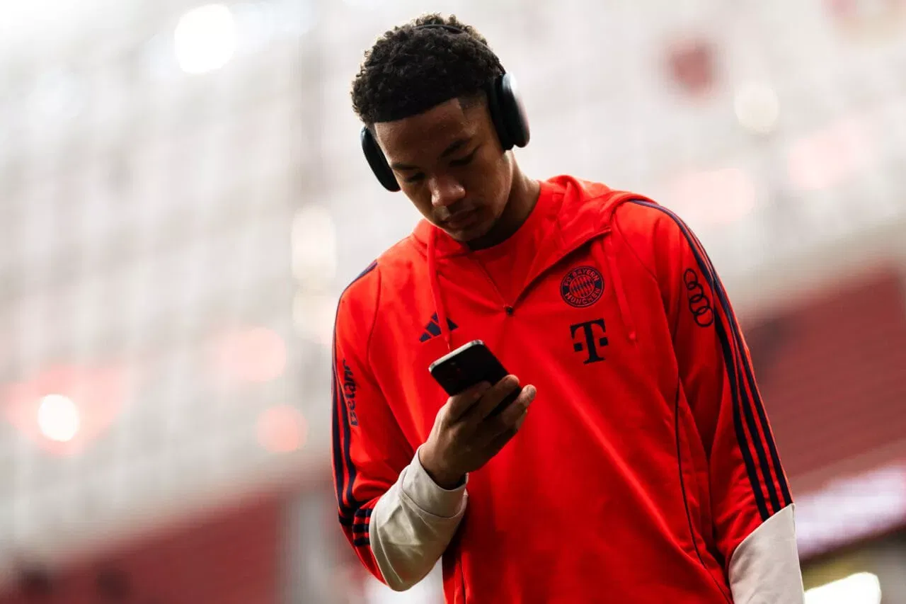 Leonard Prescott FC Bayern München - Bundesliga