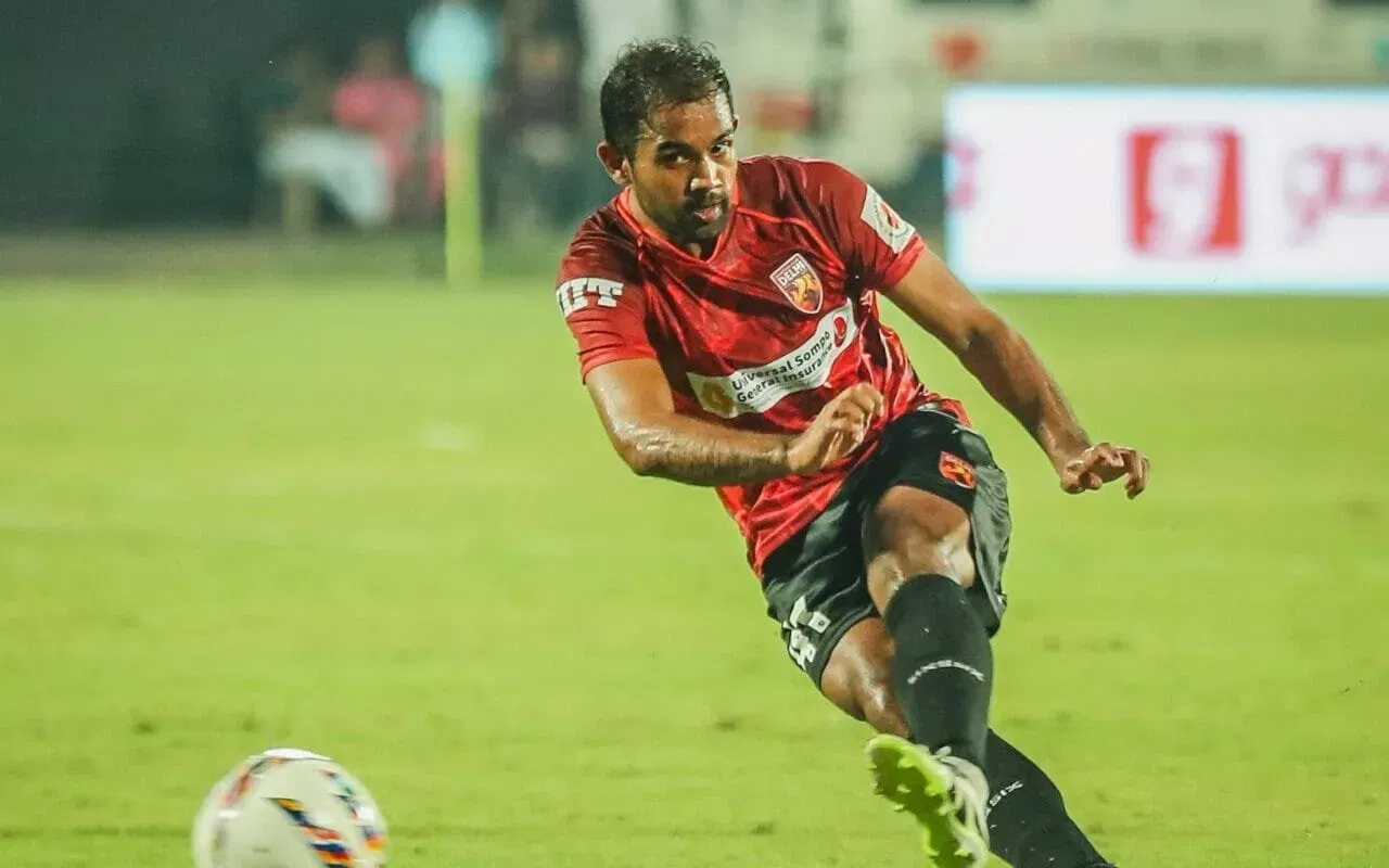 ISL 2025-26: Maclaren, Nawaz lead charge in Team of the Week for Matchweek 4