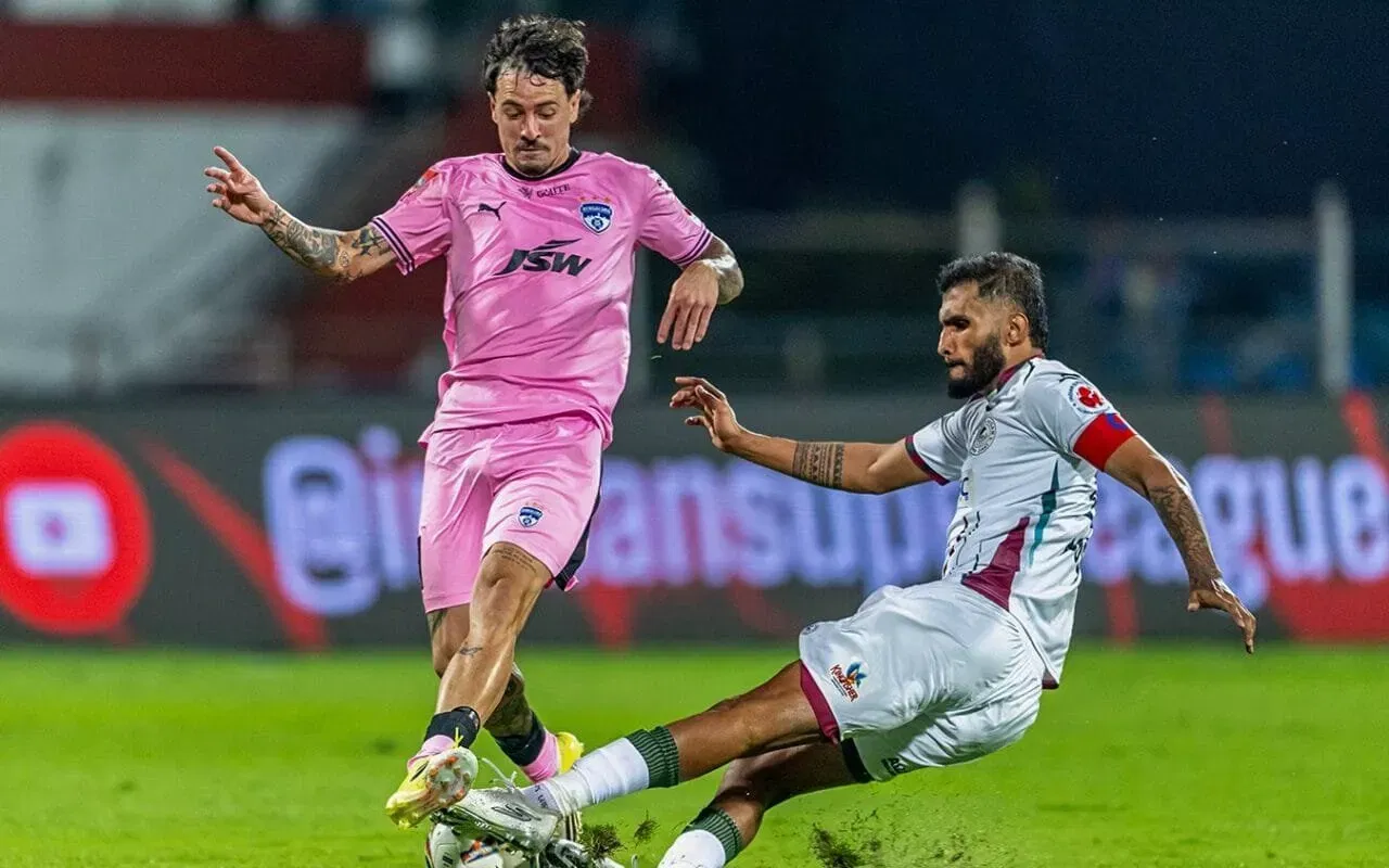 Subhasish Bose tackling Ryan Williams in ISL 2025-26