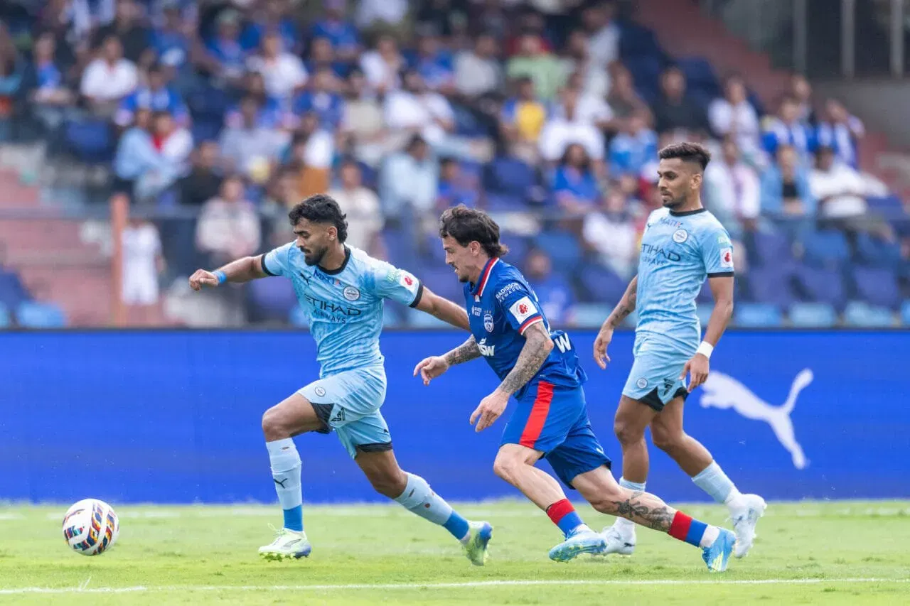 ISL 2025-26: מיגל פיגוארה, סנדש ג'ינגאן המוביל בקבוצת העונה של ISL