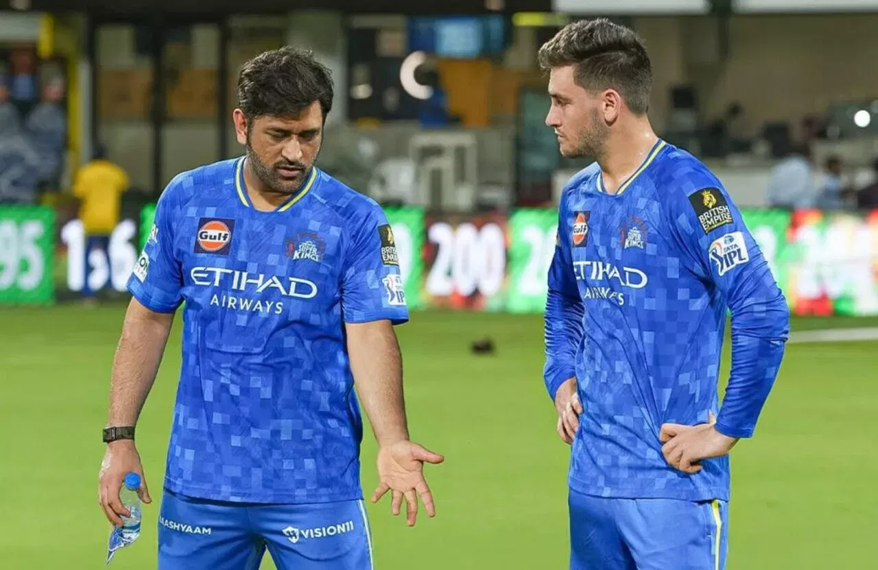 MS Dhoni with Noor Ahmad in IPL