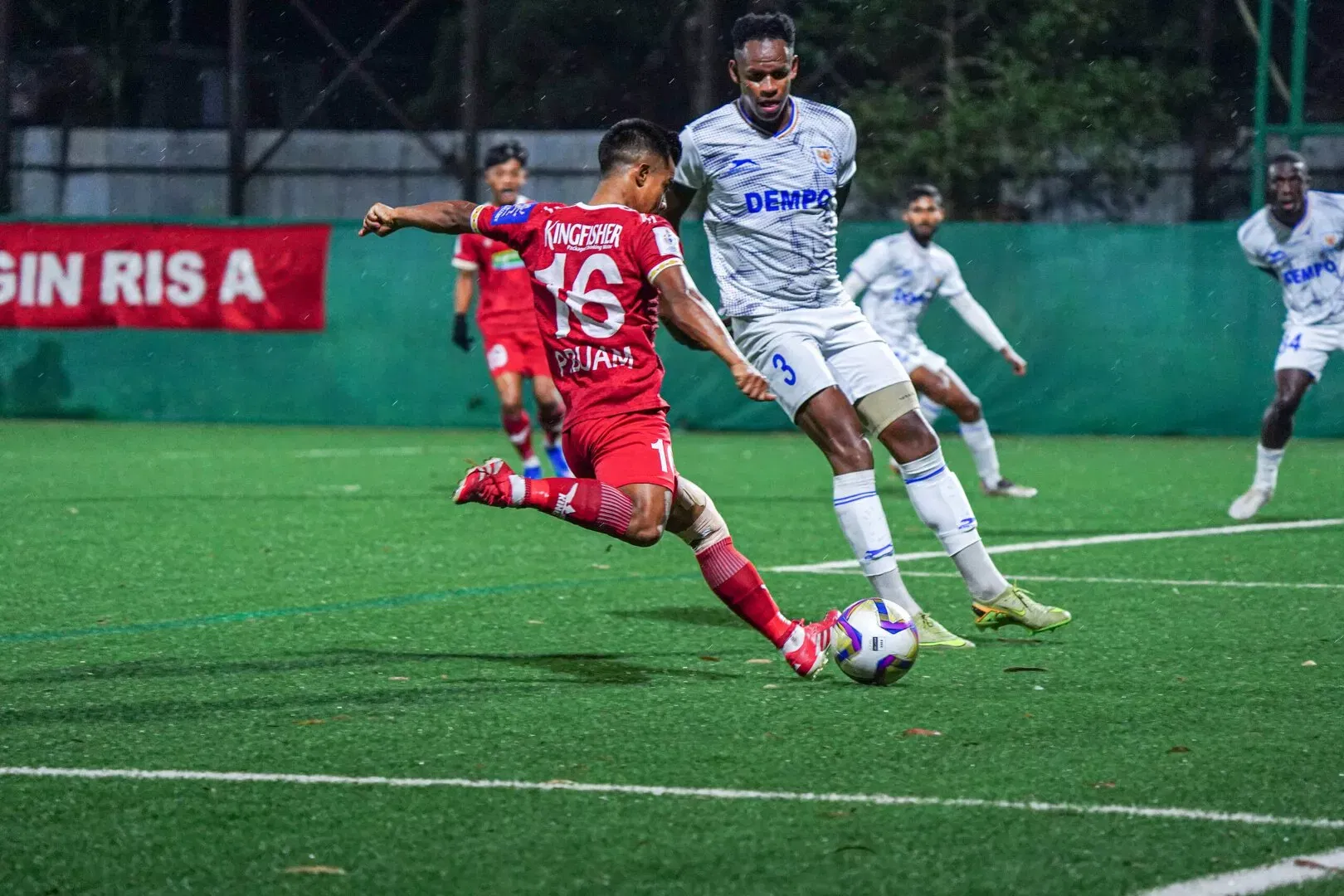 Dempo SC hold firm to deny Shillong Lajong in goalless stalemate