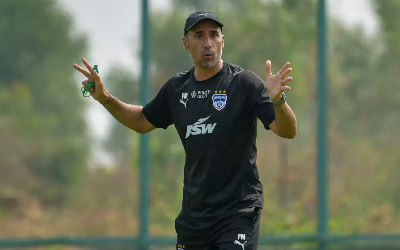 Bengaluru FC head coach Pep Munoz in training