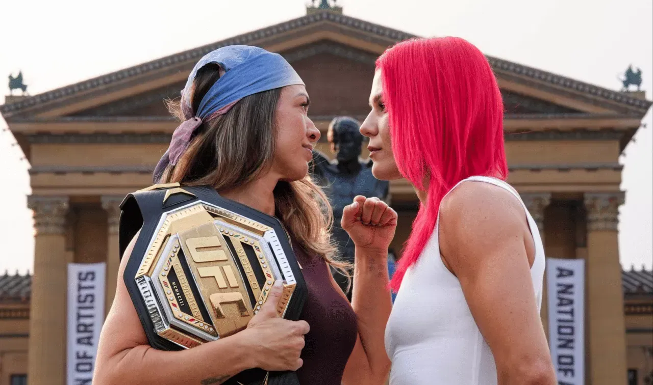 UFC 330 Mackenzie Dern vs Gillian Robertson