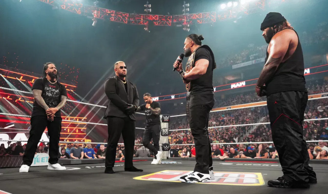 WWE Raw August 17, 26 Roman Reigns, The Bloodline & Solo Sikoa
