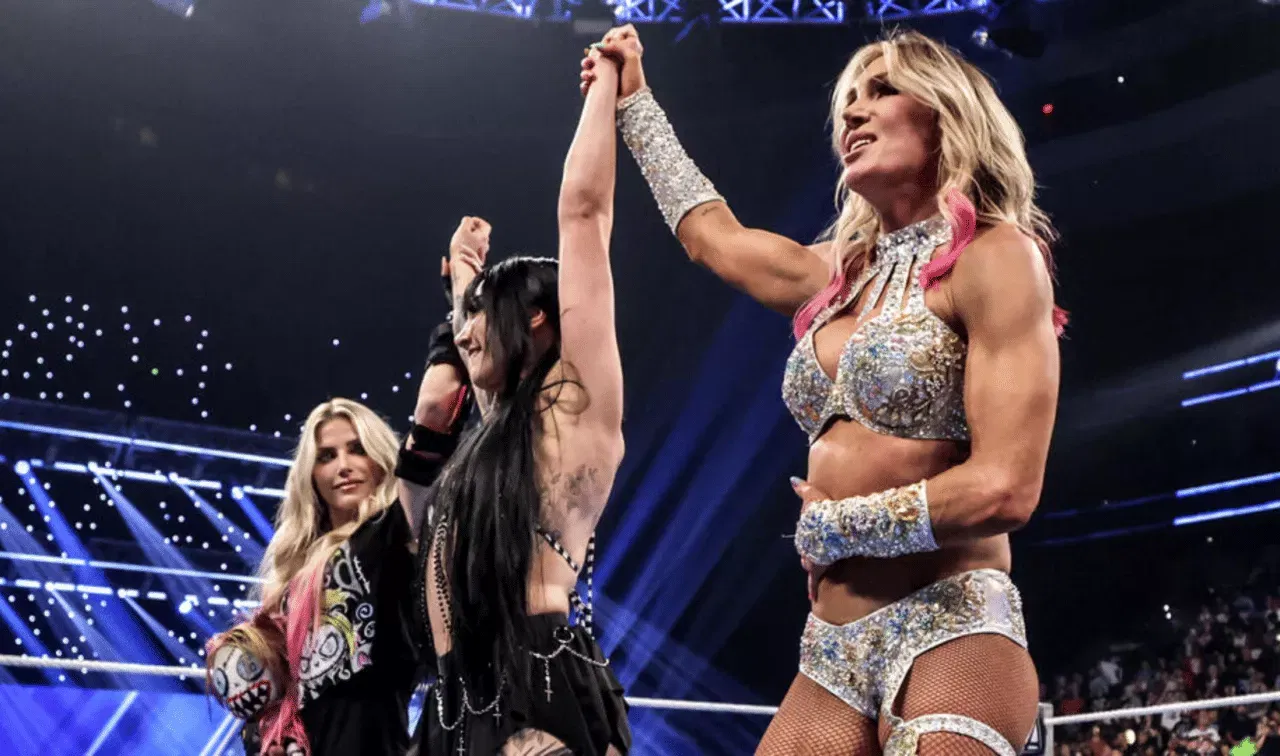 WWE SmackDown August 7, 26 Alexa Bliss, Tatum Paxley & Charlotte Flair