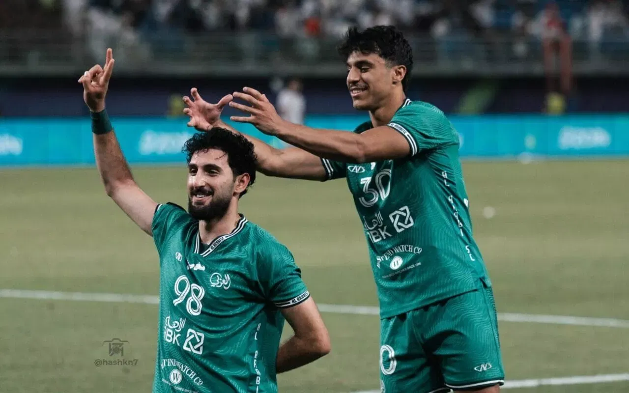 Zaid Qunbar playing for Al-Arabi SC