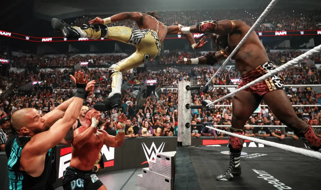 WWE Raw September 21, 26 Oba Femi & Je'Von Evans team up against The Vision