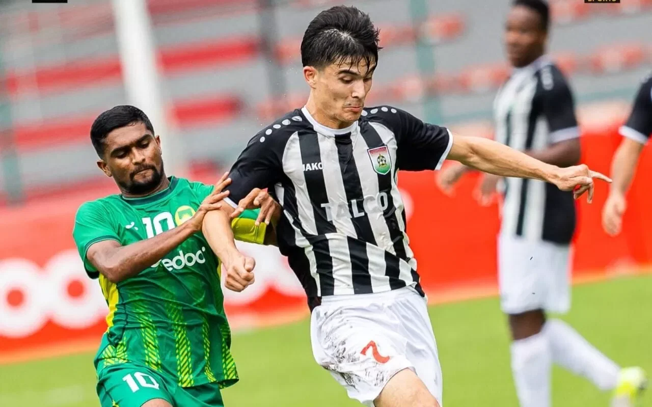 Azizbek Khaitov in action for Regr-TadAZ against Maziya SR&C