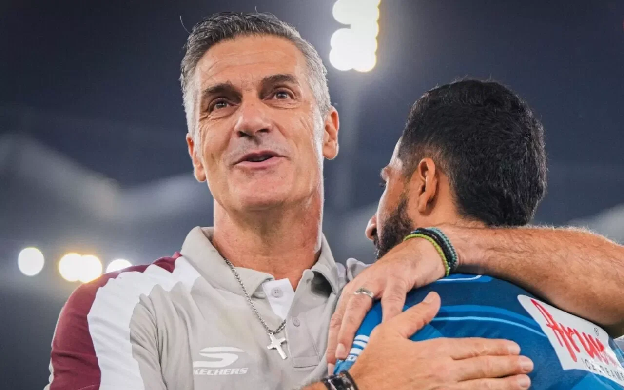 Mohun Bagan SG head coach Panagiotis Dilmperis celebrating victory over SC Delhi in ISL 2026-27