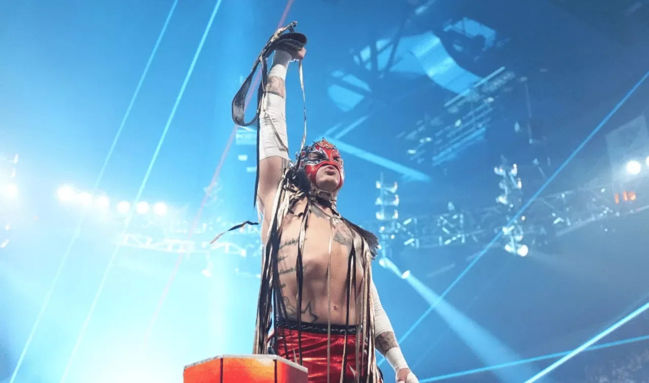 WWE SmackDown October 23, 26 - Rey Fenix