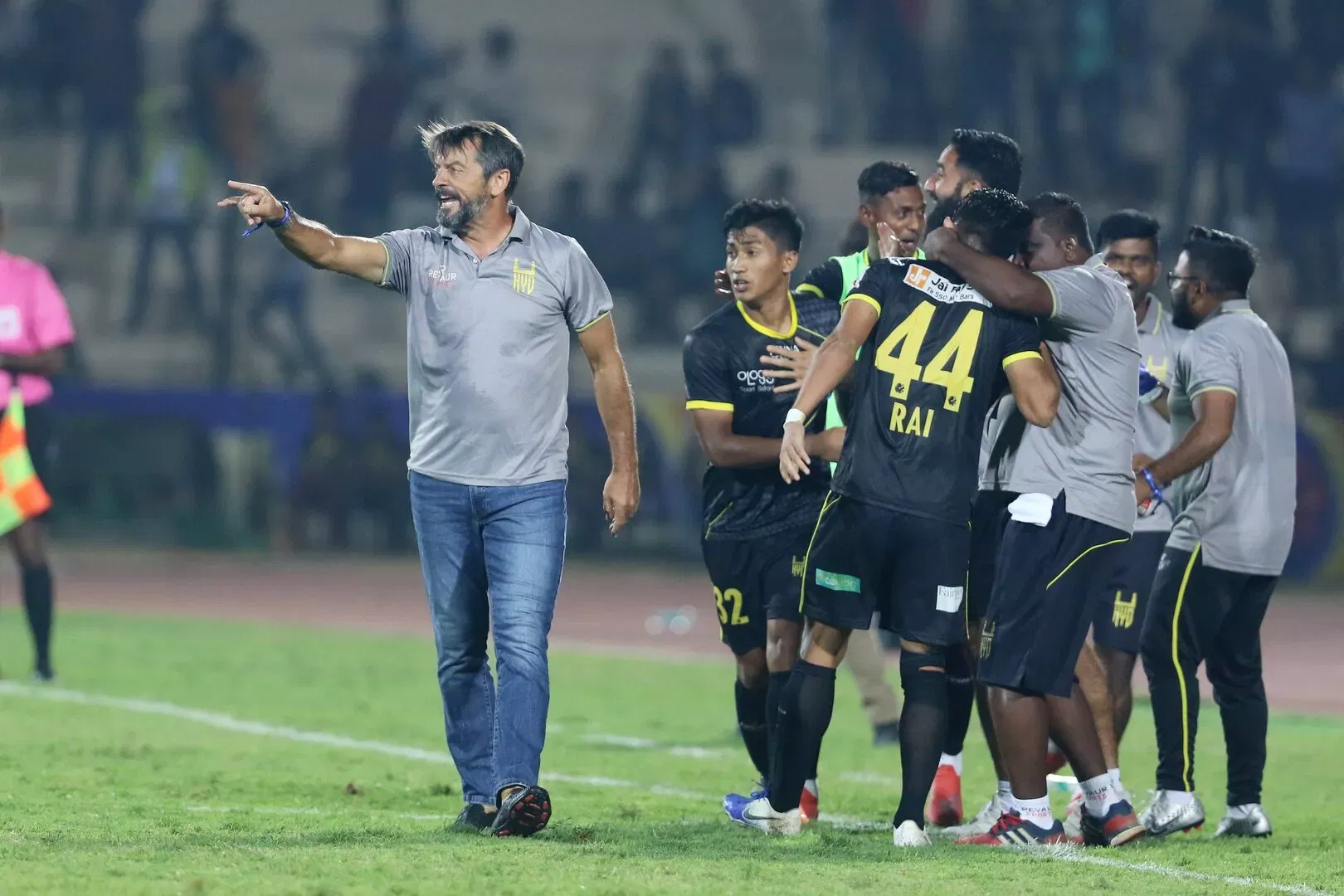 ISL 2019-20 Hyderabad FC Phil Brown