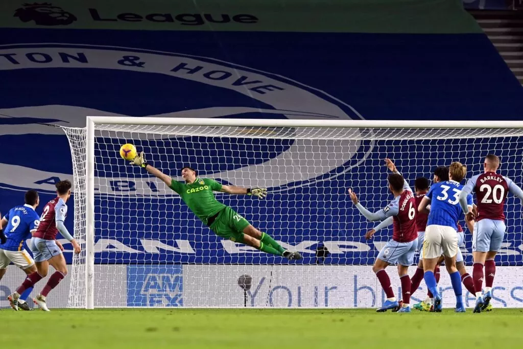 All About Argentina 🛎🇦🇷 on X: ❗️Emiliano Martinez: “I don't even go out  for coffee with friends. I am obsessed with my work. I want to be the best  goalkeeper in the