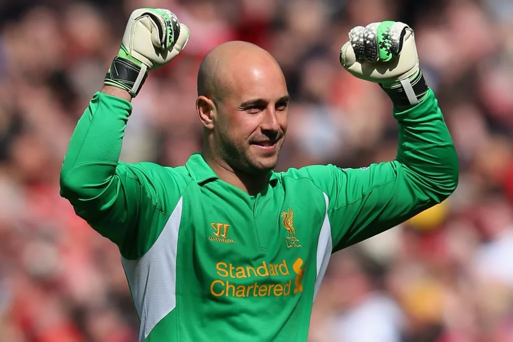 The 5 Best EPL Goalkeeper Kits of All Time - Urban Pitch