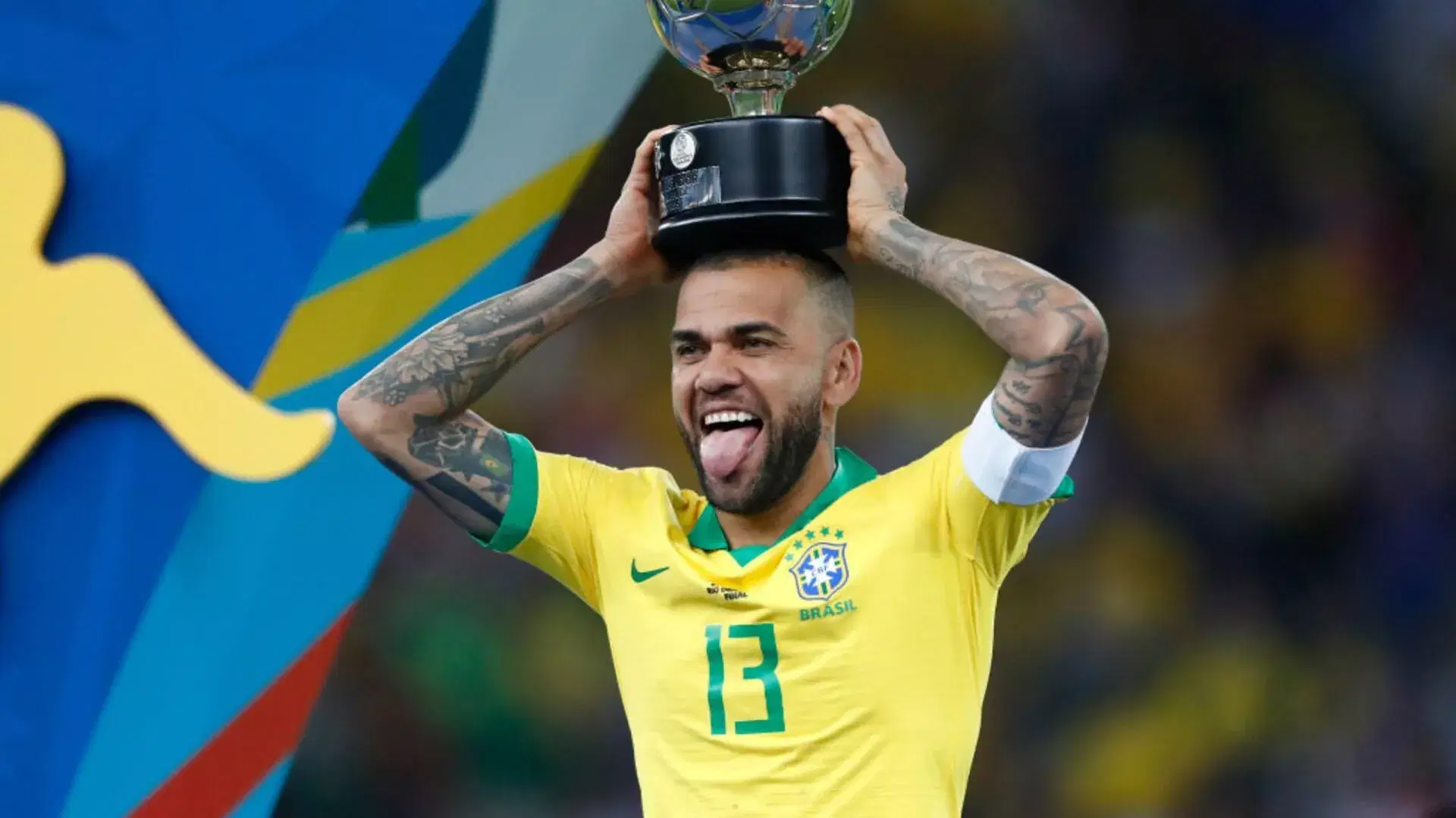 Dani Alves Biography - Brazilian football player (born 1983