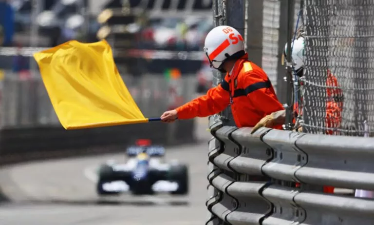 Formula 1 Yellow flag