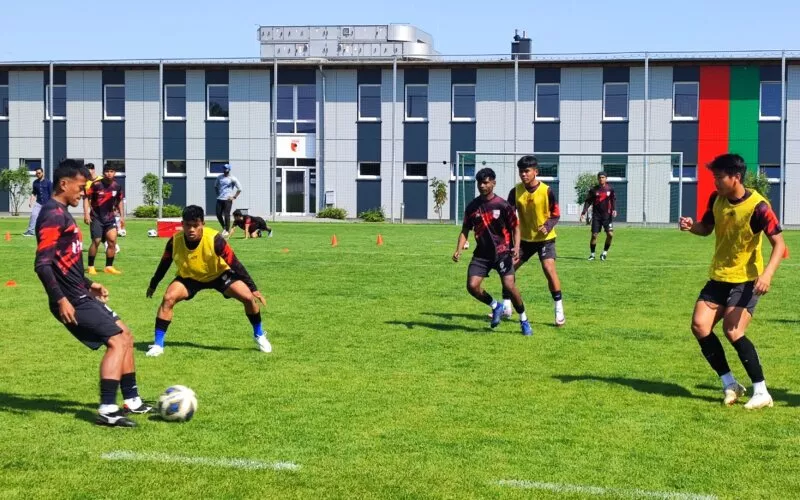 India U-17s take on TSV Schwaben Augsburg juniors in final training game of Germany tour