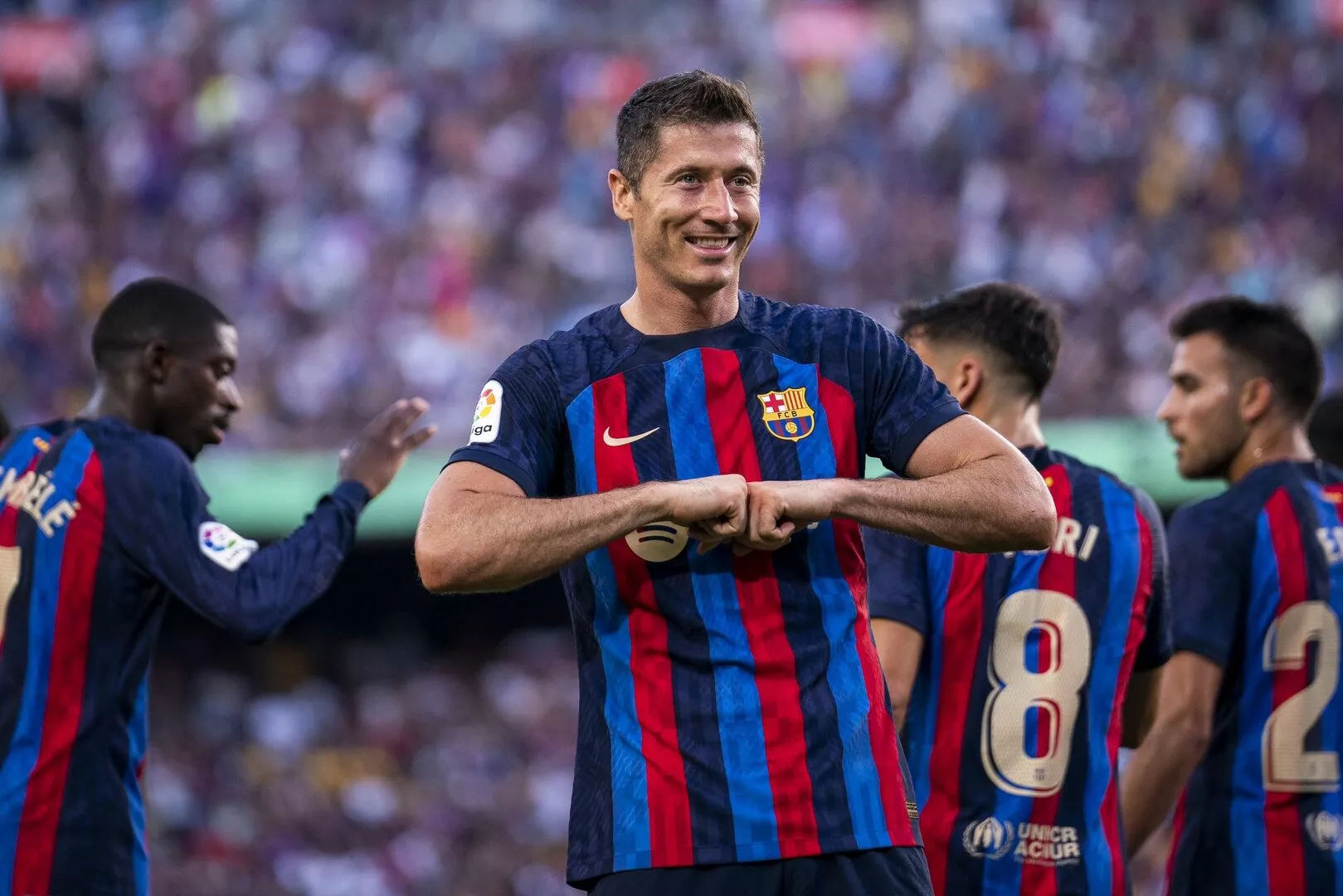 Barcelona: Which jersey number will Robert Lewandowski wear for Xavi  Hernandez's team?