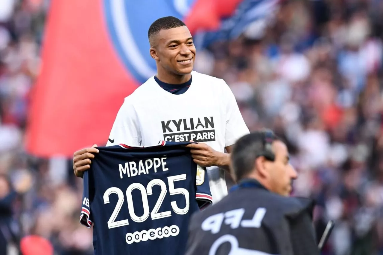 Kylian Mbappe Signs Contract Extension With Psg Until 2025 43 Off